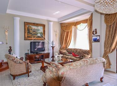 Элитное домовладение с классическим ремонтом и видом на море №3