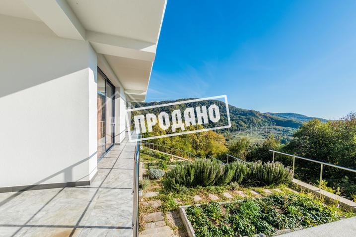 Современная вилла с бассейном №32