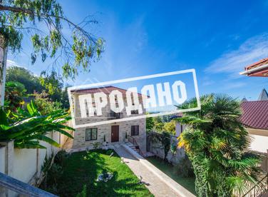 Дом с отделкой из камня у подножья горы Ахун №2