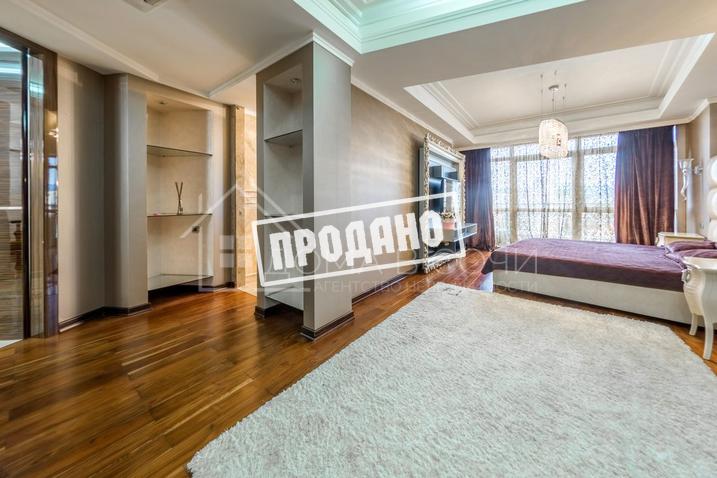 Двухуровневый пентхаус в ЖК Александрийский Маяк №25