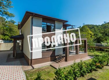 Современный коттедж у реки №2