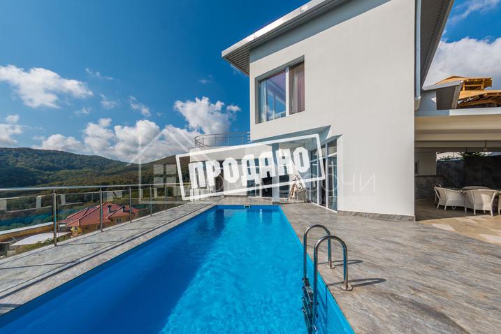 Дизайнерская вилла с бассейном №1