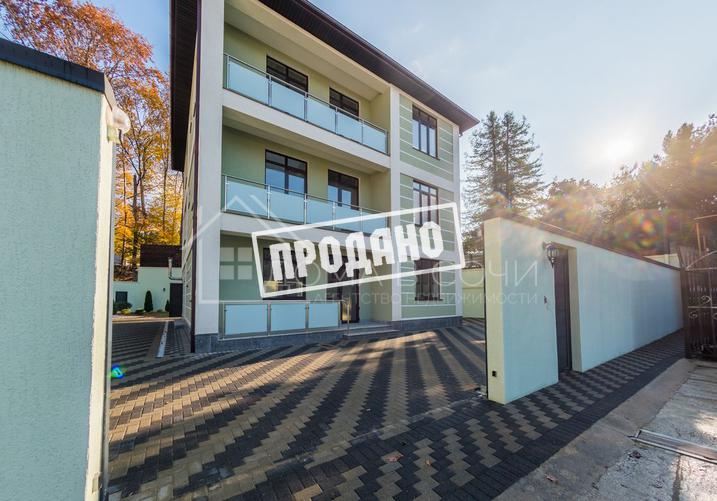 Современный коттедж с бассейном №6