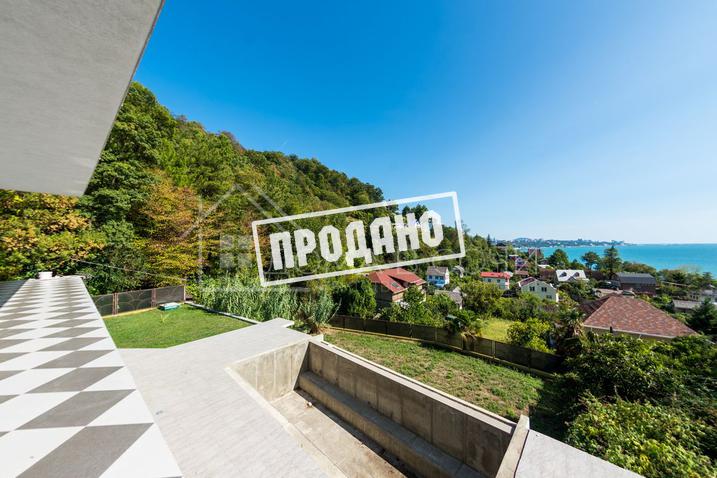 Современный дом у моря №9