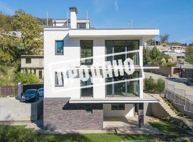 Новый дом в микрорайоне Хоста №1