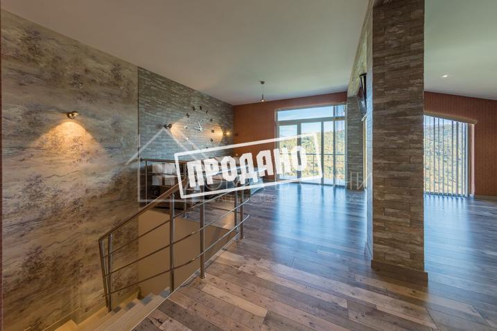 Коттедж в закрытом поселке с видом на горы №23