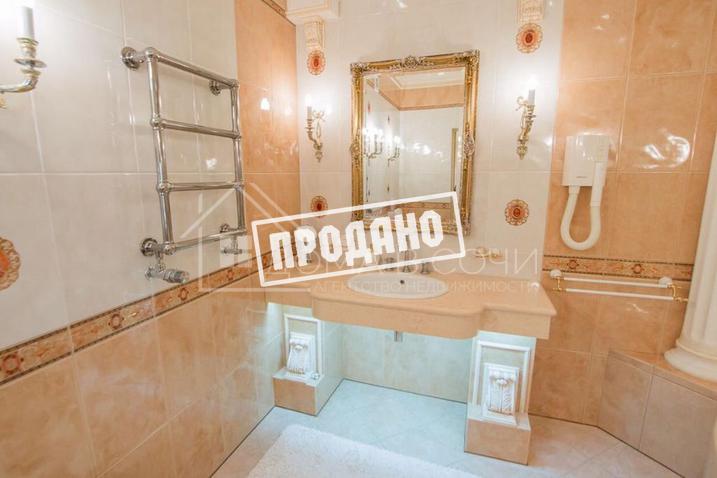 Особняк у санатория Орджоникидзе №18