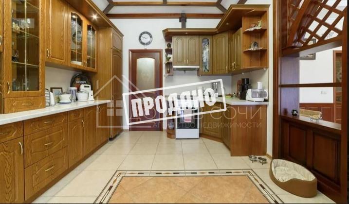 Дом в живописном месте №6