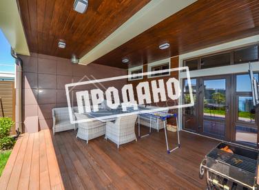 Дом сблокированного типа в стиле хайтек №2