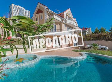 Коттедж на Есауленко №1