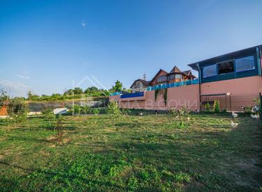 Коттедж с переливным бассейном в Сочи №2