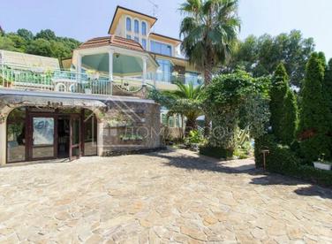 Вилла в испанском стиле №2