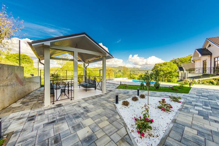 Дом в коттеджном поселке с видом на горы №7