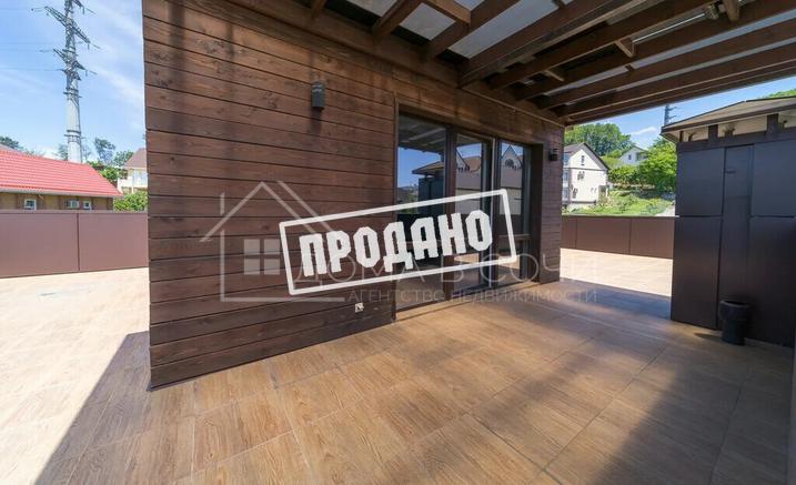 Дом с ремонтом в коттеджном городке №4