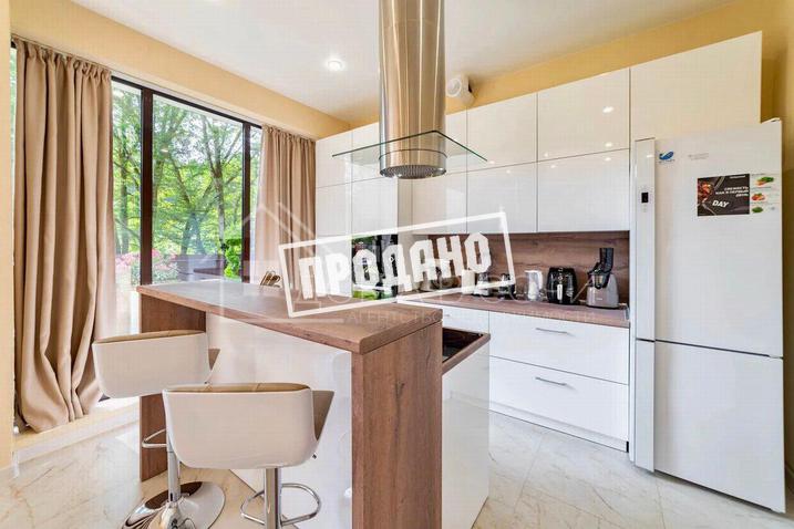 Современный коттедж в лесопарке №7