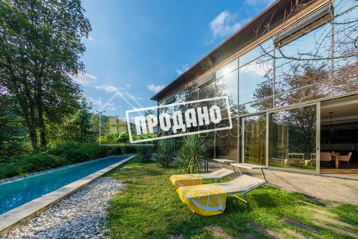 Вилла на 25 сотках в колониальном стиле №1