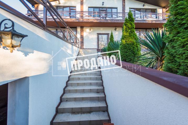 Домовладение в стиле шале с видом на море №9