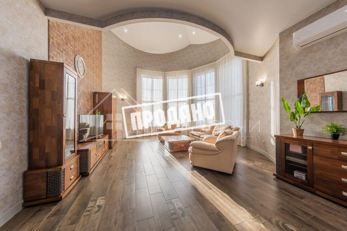 Архитектурный особняк на Старой Мельнице №18