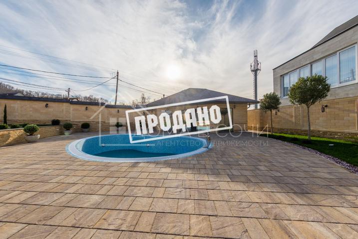 Домовладение с бассейном №4