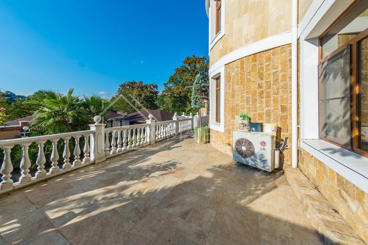 Особняк у Дендрария №8