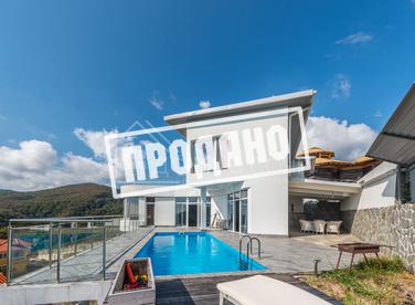 Дизайнерская вилла с бассейном №2