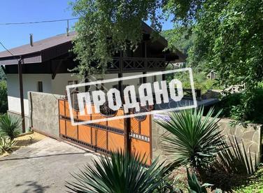 Дом в стиле альпийского шале рядом с Хостой №3