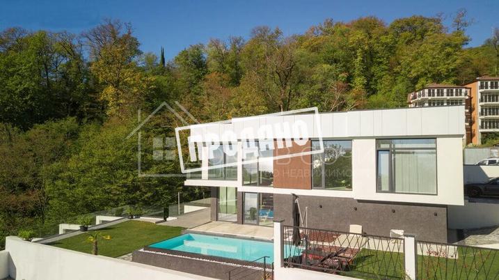 Новая вилла в современном стиле хай-тек №1