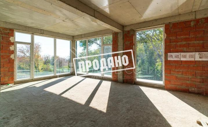 Новый дом в микрорайоне Хоста №7