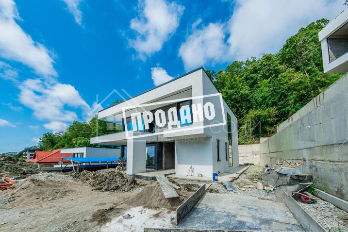 Современный особняк с видом на море №3