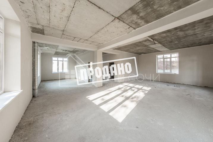 Современный коттедж с бассейном №16