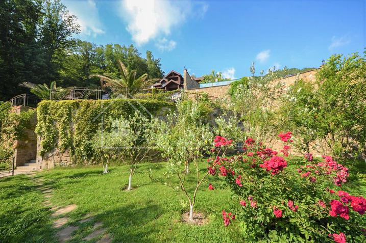 Вилла сруб на большом участке №5