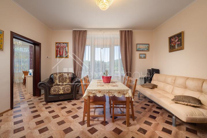 Домовладение из кирпича на ул. Измайловской №16