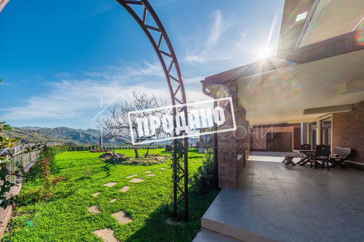 Коттедж в закрытом поселке с видом на горы №16