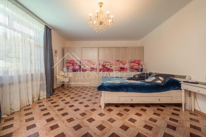 Домовладение из кирпича на ул. Измайловской №22