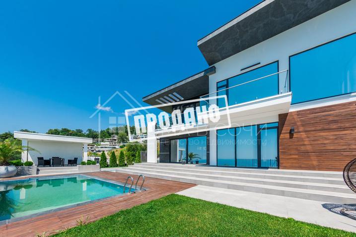 Коттедж на ул. Звездной №1