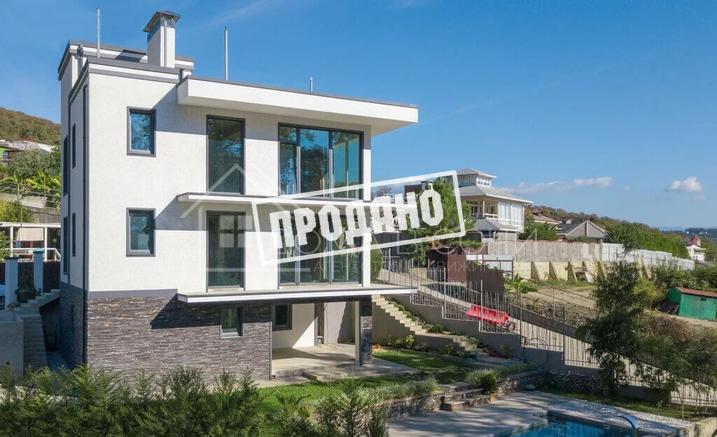 Новый дом в микрорайоне Хоста №5