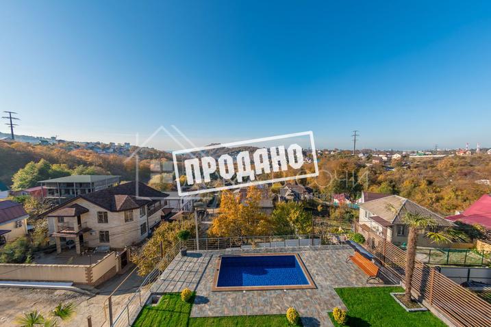 Новый дом с бассейном и видом на море №17