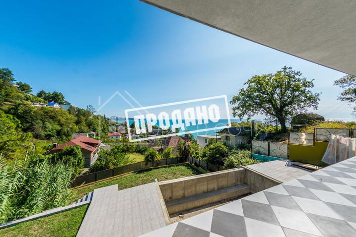 Современный дом у моря №11