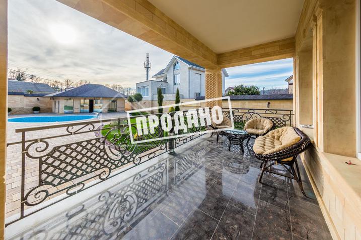 Домовладение с бассейном №20
