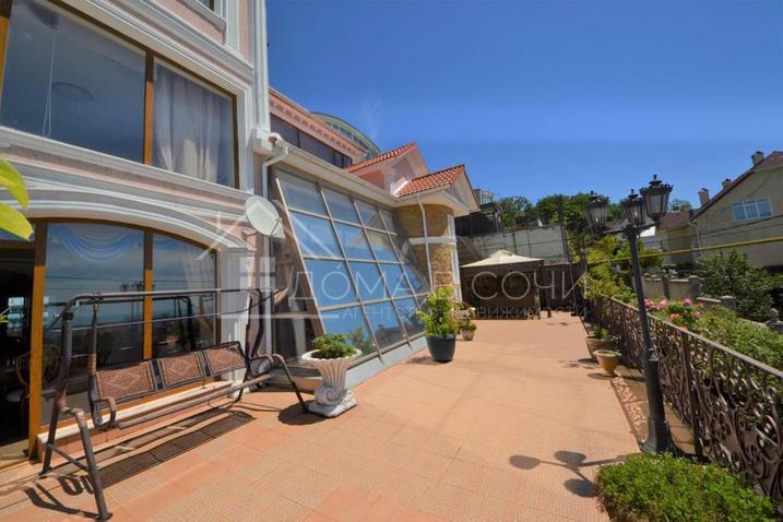 Красивый дом в собственном парке №12