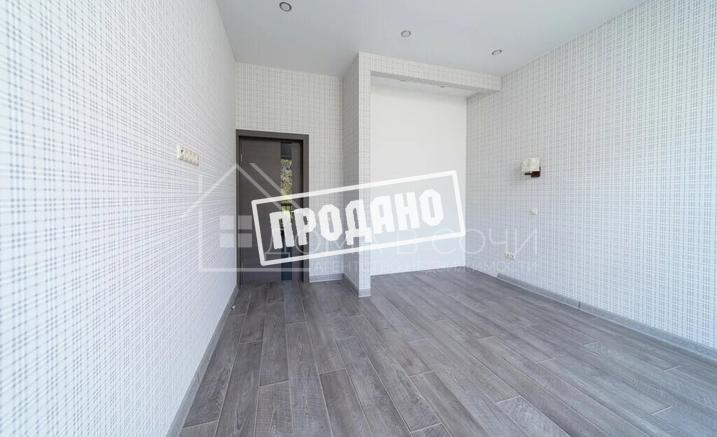 Дом с ремонтом в коттеджном городке №12