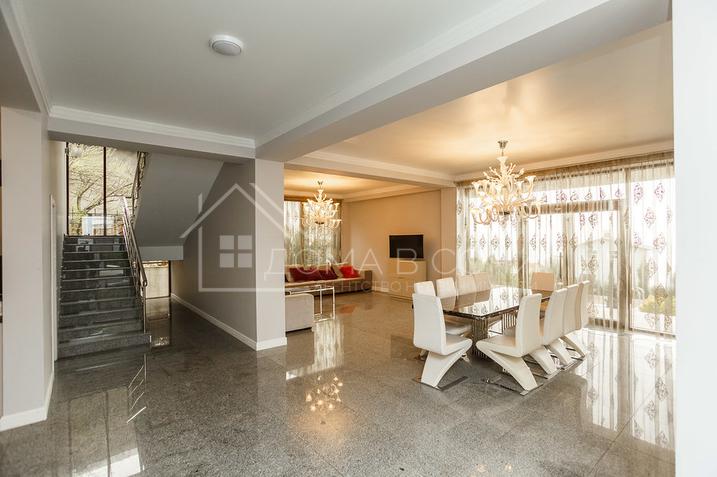 Современный коттедж на Приморье №10