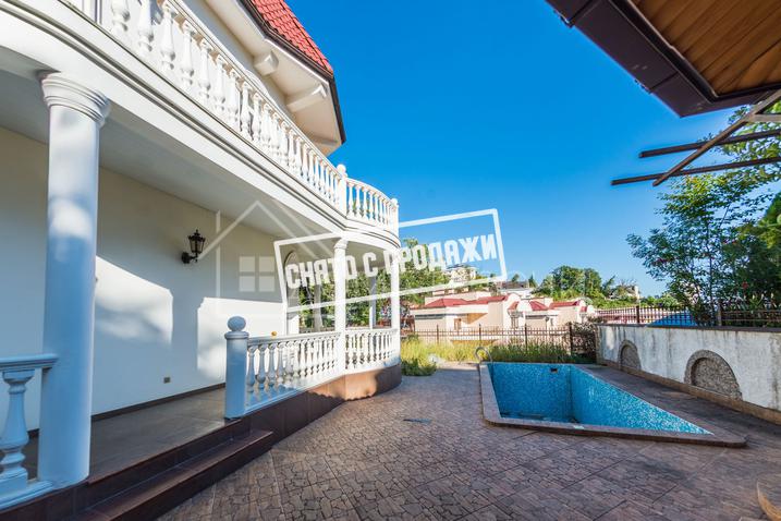 Красивый дом в КП Газпром №8