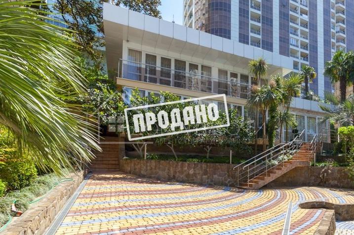 Элитное домовладение с классическим  ремонтом в центре Сочи №3