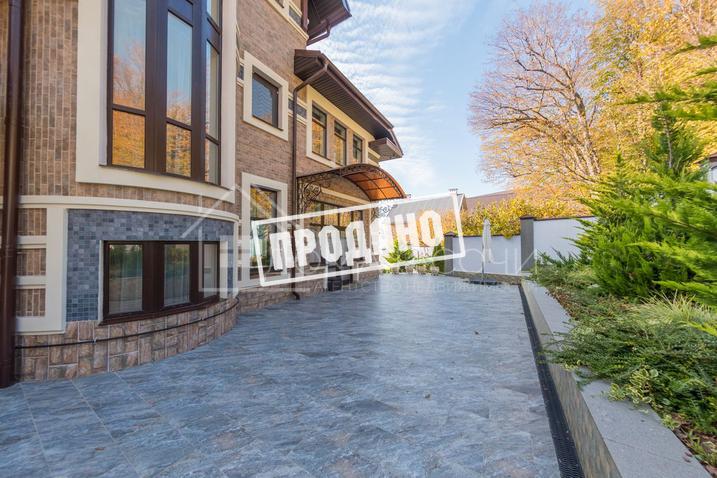 Архитектурный особняк на Старой Мельнице №7