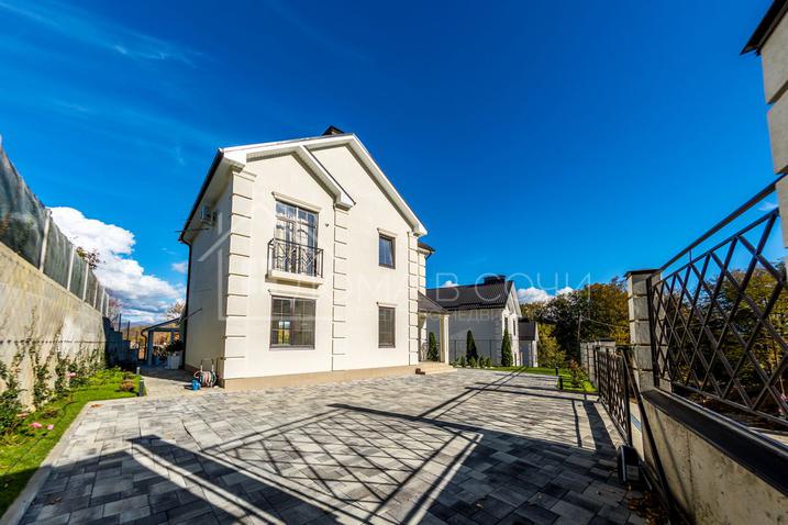 Дом в коттеджном поселке с видом на горы №14