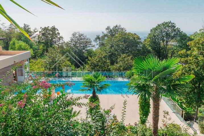 Вилла на 25 сотках с 12 метровым бассейном №15