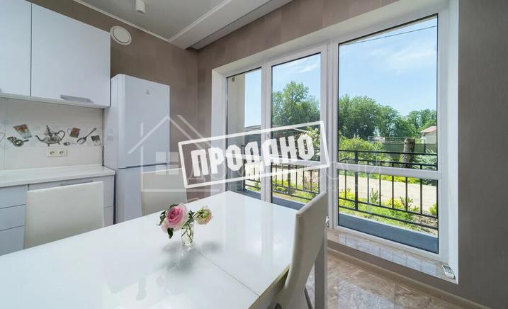 Дом с ремонтом в коттеджном городке №3