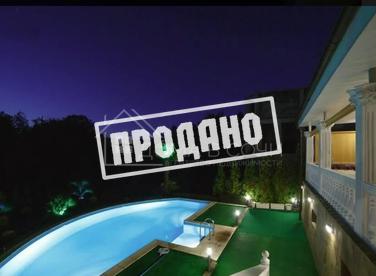 Дом в живописном месте №2