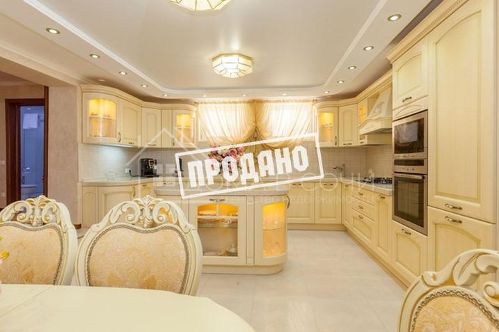 Элитное домовладение с классическим  ремонтом в центре Сочи №4